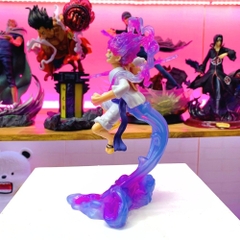 Mô hình đồ chơi - Luffy Gear 5 Nika trắng bản có vũ khí cầm tay trạng thái chiến đấu cao 22 cm - OnePiece  - Có Hộp Đẹp - D - 9