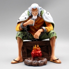 Mô Hình OnePiece Mô Hình Silvers vua bóng tối - Cao 15,5cm - rộng 12cm - nặng 800gram + FULL BOX + phụ kiện có xích tay + bếp lửa ( có LED ) + thùng gỗ -