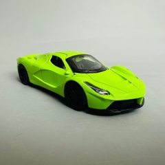 Mô Hình xe laferrari xe xanh lá cây tỉ lệ 1:36 Hợp kim có thể mở cửa - bánh sau chạy cót - Dài 11cm - rộng 5cm - cao 4cm - nặng : 500gram - FULL BOX : box màu SKU : oto347 - K67-T2-S8