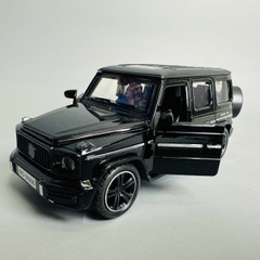 Mô Hình xe g63 đen tỉ lệ 1:32 Hợp kim có thể mở cửa - bánh sau chạy cót - Dài 14cm - rộng 6cm - cao 5cm - nặng : 500gram - FULL BOX : box màu SKU : oto374 - K64-T2-S7