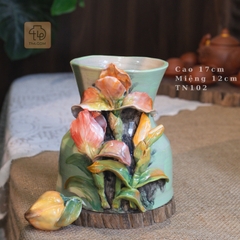 Bình Đắp Hoa Diên Vĩ Vuốt Tay Độc Bản - TN102
