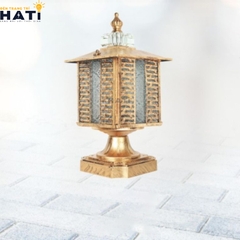 Đèn trụ cổng cao Anlet màu vàng