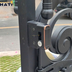 Khóa vân tay Hubert cửa cổng CC13 TITAN EU