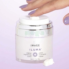 Image Iluma Intense Brightening Cream 48g Giá Bao Nhiêu? Mua Ở Đâu Chính Hãng?