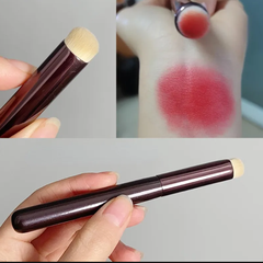 Cọ tán son môi dễ dàng tạo hiệu ứng ombre, cọ trang điểm môi che khuyết điểm cho môi