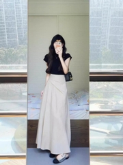 Set áo đen chân váy trắng phong cách Hàn Quốc D242240
