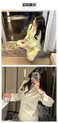 Đồ ngủ Pijama lụa xước hàng hiệu cộc tay vàng họa tiết kẻ caro DN409240