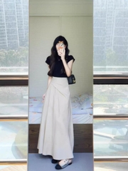 Set áo đen chân váy trắng phong cách Hàn Quốc D242240
