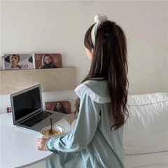 👑 Bộ đồ ngủ nữ tay dài phong cách tiên nữ Hàn Quốc – cổ búp bê, dáng dài qua gối, siêu dễ thương DN173250