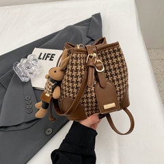 Túi Mix Dạ Đeo Chéo Nữ - Giỏ Xách Kèm Móc Túi Thỏ Mona - tt240342