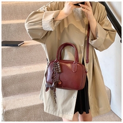 Túi Đeo Chéo Nữ Có Quai Xách - Giỏ Xách Kèm Móc Đeo Túi Mona - tt240908