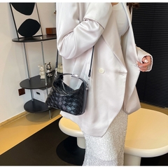 Túi Đeo Chéo Nữ Có Quai Xách - Giỏ Xách Đeo Vai Mona - tt240527