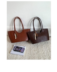 Túi Giỏ Siêu Hot Đeo Vai Hot Trend - tt250854