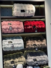 CHĂN LÔNG CHỒN NHẬP KHẨU ẤM, MỀM , SANG TRỌNG