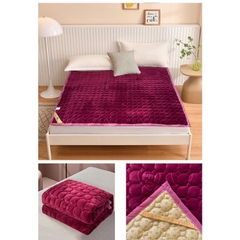 Thảm nỉ nhung trải giường , đệm được chần bông , ấm , êm hàng nhập khẩu