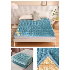 Thảm nỉ nhung trải giường , đệm được chần bông , ấm , êm hàng nhập khẩu