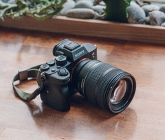 Samyang AF 24-60mm F2.8 FE: Thiết Kế Gọn Nhẹ, Sáng Tạo Không Giới Hạn