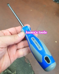 Tua vít dẹp cán cao su 6.5mm dài 150mm Kingtony model 14226506