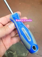 Tua vít dẹp cán cao su 6.5mm dài 150mm Kingtony model 14226506