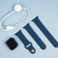 Apple Watch Series 7 45mm (GPS) Viền nhôm dây cao su