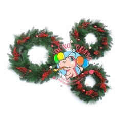 Vòng hoa 4 loại lá đầu tròn gắn trái thông, cherry