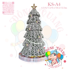 Cây thông khổng lồ phủ tuyết A4