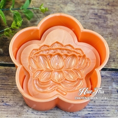 Khuôn xôi hình Bông Mai 14cm cao 5.5cm (nhiều họa tiết) - khuôn ép xôi, khuôn nhấn xôi Ngọc Lan