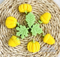 Khuôn silicon Bí Ngô, Lá Phong A146 (vỉ 9 hình) làm bánh rau câu 3D 4D nhấn xôi, fondant, socola, nến hanmade