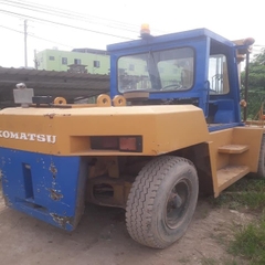 XE NÂNG DẦU 11.5 TẤN KOMATSU FD115