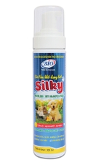 SILKY 200ML Sữa tắm khô dạng bọt dùng cho chó, mèo