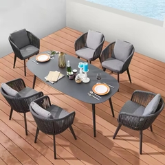 Ghế Ngoài Trời Đan Dây Có Nệm- GD8