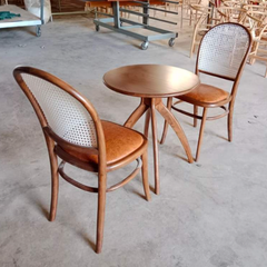 GHẾ GỖ THONET 811 TỰA UỐN - GAG46