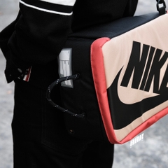 NIKE SHOES BOX BAG - BEIGE