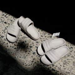 ADIDAS ADILETTE 22 SLIDES 'LIGHT BROWN' - HQ4670