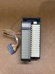 Module đầu ra Mitsubishi FA-TH16YRA11S