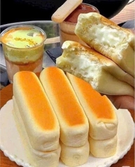 Bánh mì nhân kem Stick Bread