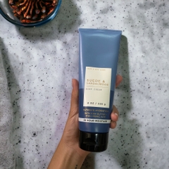Kem Dưỡng Thể Nam Giới Bath& Body Works Suede Sandalwood Body Cream 226g