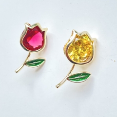 Pin Cài Cúc Hình Bông Hoa Tulip Đính Đá Vàng Sang Trọng 2.3*1.5cm