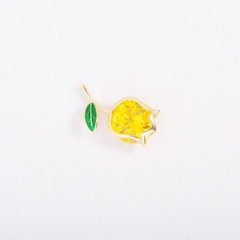 Pin Cài Cúc Hình Bông Hoa Tulip Đính Đá Vàng Sang Trọng 2.3*1.5cm