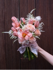 Hoa Cưới Nhập Khẩu 220 | Tulip Hà Lan & Astilbe