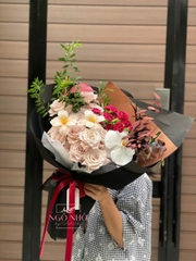 Bó Hồng Menta Mix Tulip Nâu