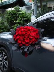 Bó Hoa Hồng Đỏ “Rose Kiss” 099