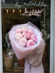 Bó Hoa Mẫu Đơn (Peony) Dáng Tròn - Nhẹ Nhàng, Nhỏ Gọn & Tinh Tế