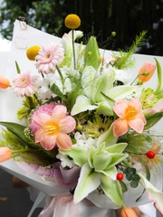 Bó Hoa Tone Xanh Mát 489 | Tulip Hà Lan, Calla Lily, Ly Kép, Cúc Mẫu Đơn