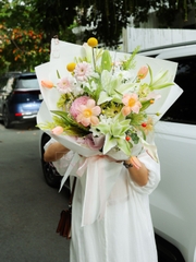 Bó Hoa Tone Xanh Mát 489 | Tulip Hà Lan, Calla Lily, Ly Kép, Cúc Mẫu Đơn