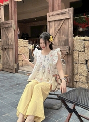 Set625- Set áo hoa voan cánh tiên ly ngực mix quần suông vàng