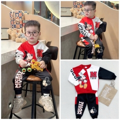 BN132-(9-26kg) Bộ nỉ dài tay bé trai mickey đỏ VNXK
