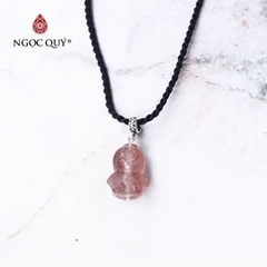 Mặt dây chuyền thiên thần thạch anh dâu