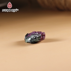 Mặt dây chuyn kim quy đá Ruby Nam Phi 18x29mm