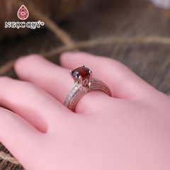 Nhẫn bạc hạt đá Garnet